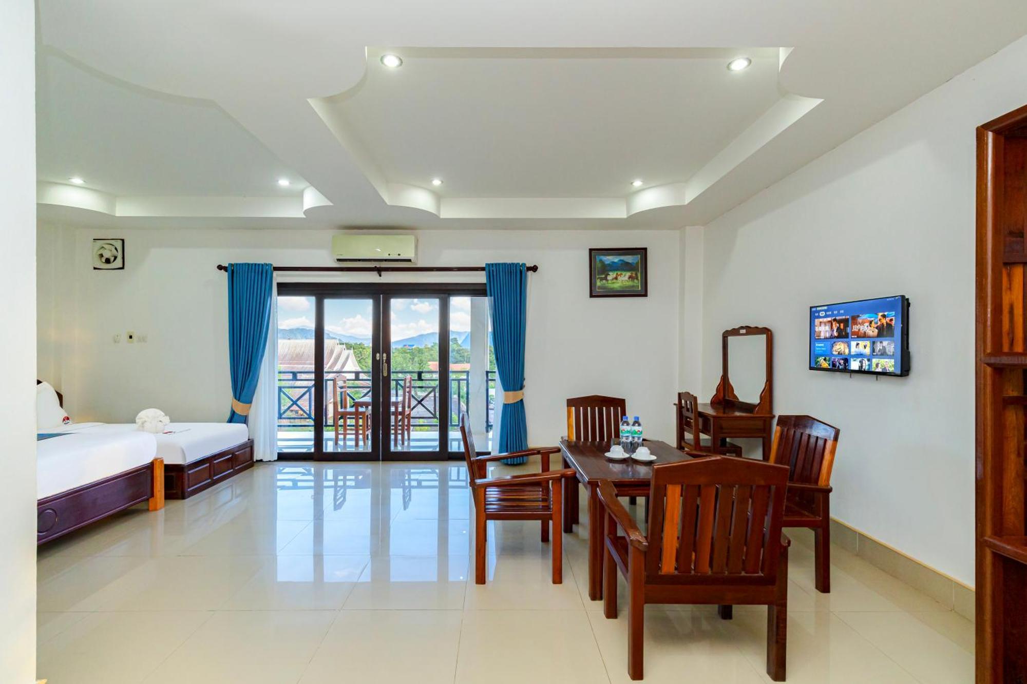 Lisha The Grand Riverside Hotel Vang Vieng Exterior foto